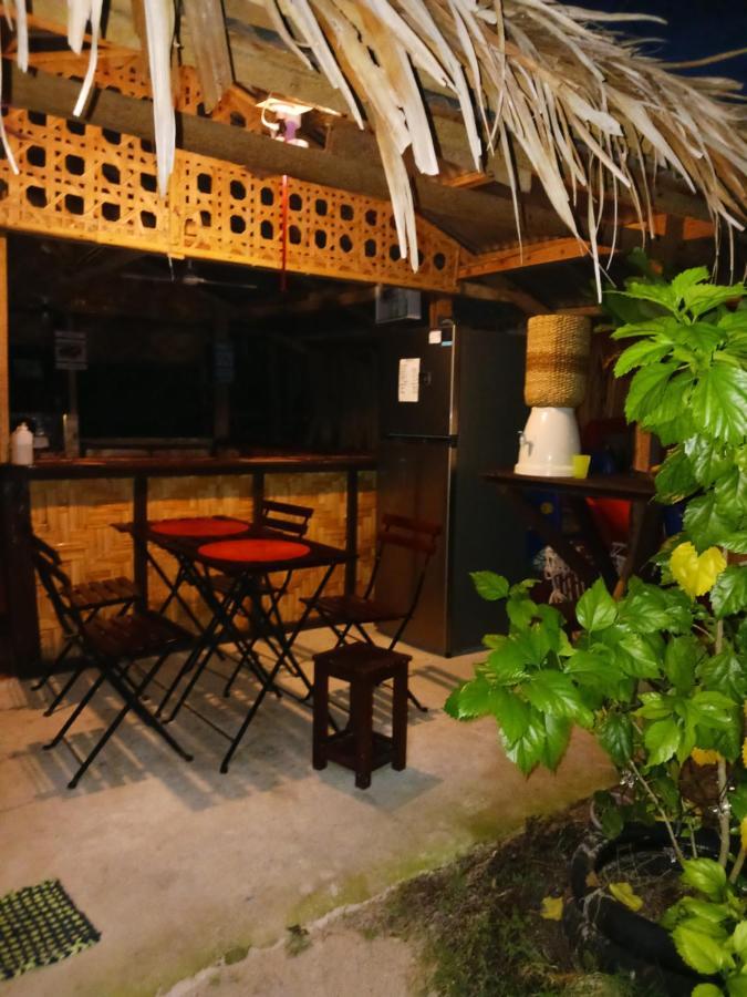 Weeroona Huts Homestay Pacifico San Isidro  Εξωτερικό φωτογραφία