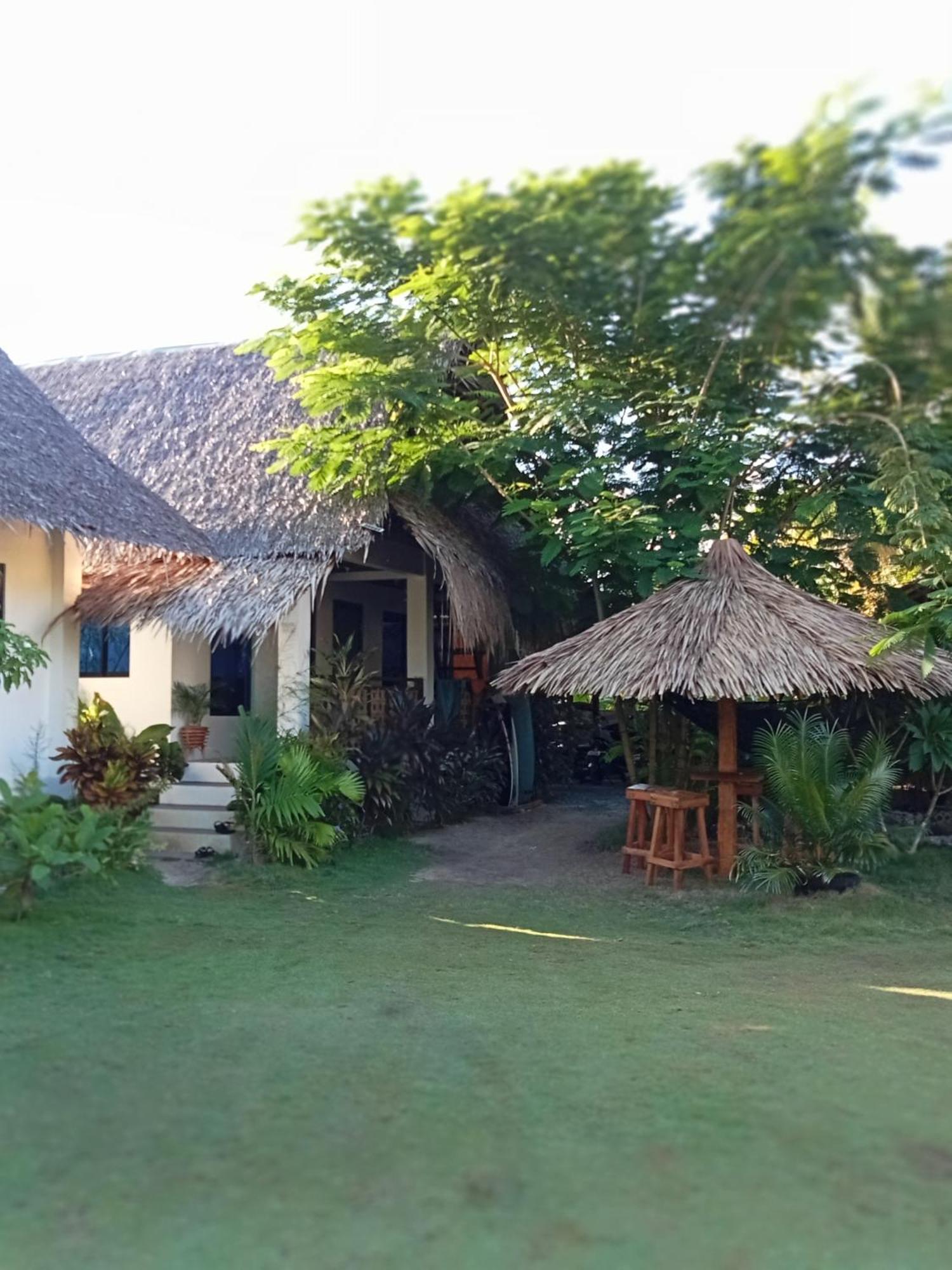 Weeroona Huts Homestay Pacifico San Isidro  Εξωτερικό φωτογραφία