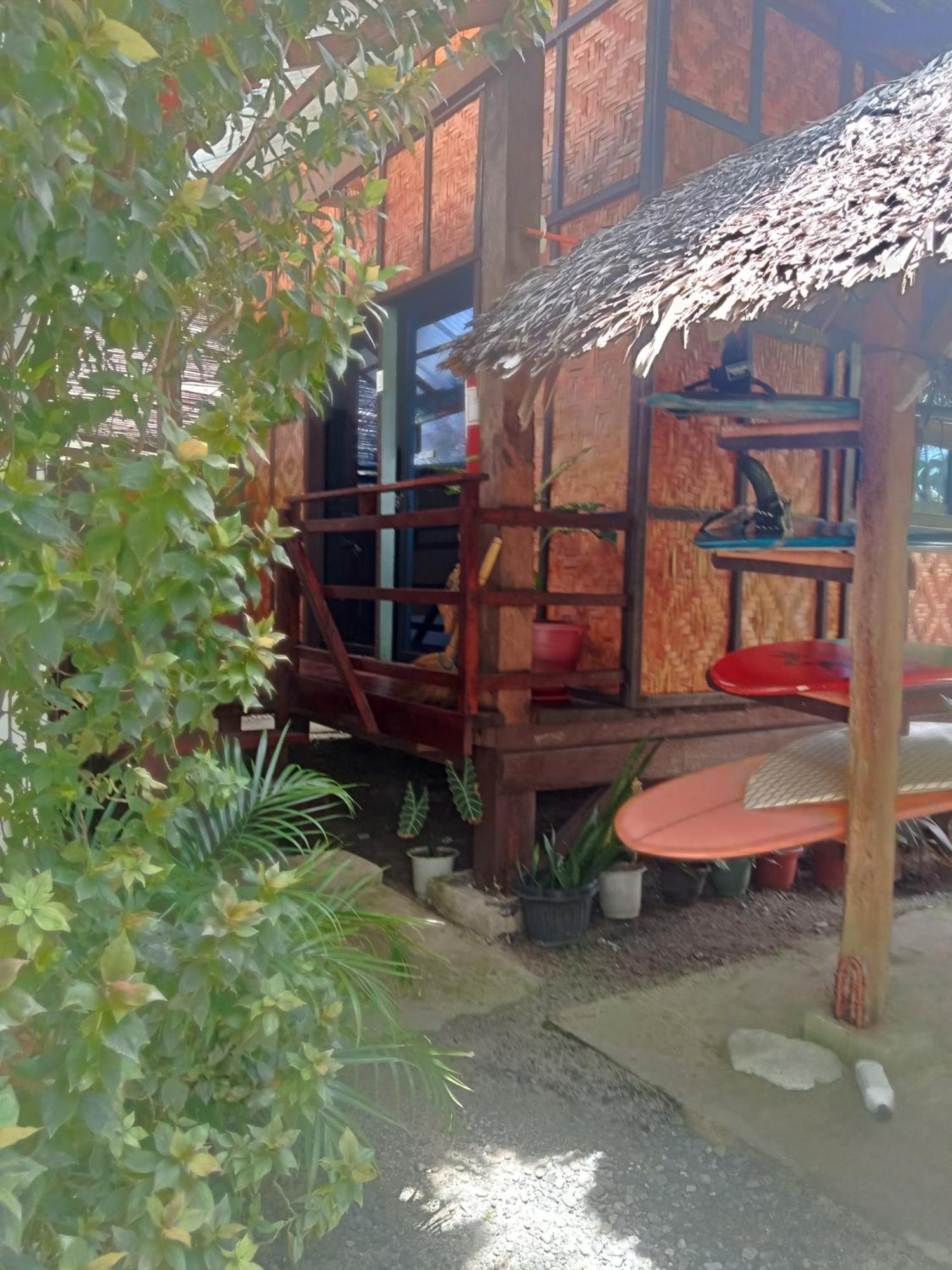 Weeroona Huts Homestay Pacifico San Isidro  Εξωτερικό φωτογραφία